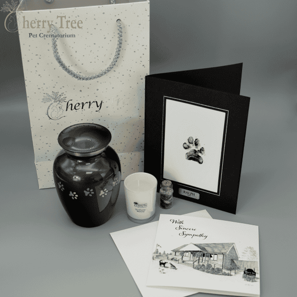Chester Urn - Image 2