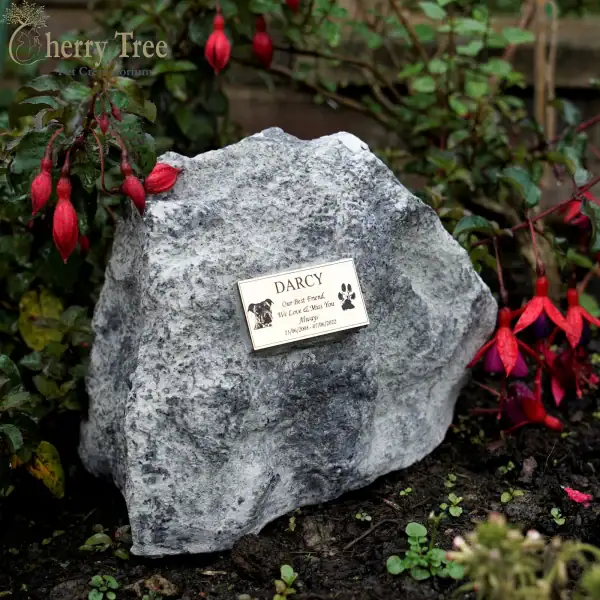 Rock Urn 6-web-e07972c5 Rock Urn 6-web-e07972c5